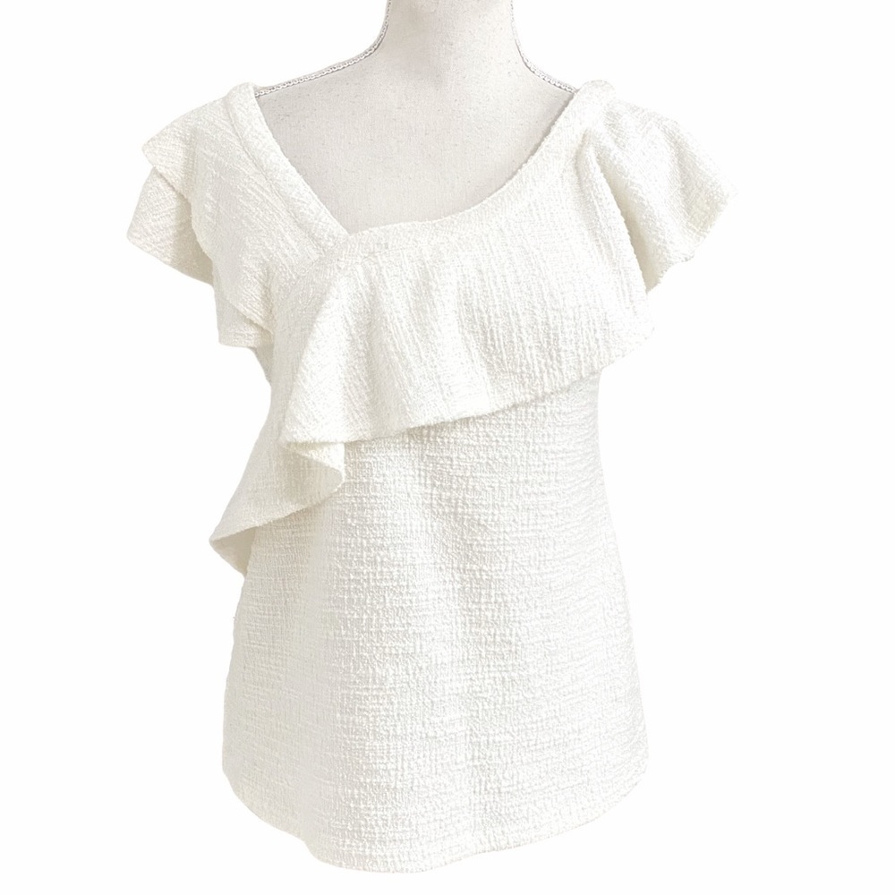 Anthropologie DOLAN OFF WHITE FRILLY FLUTTER SLEEVELESS TOP - XS